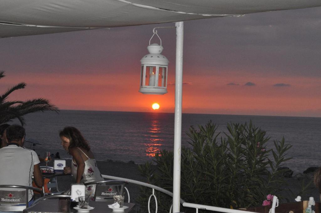 Hotel Ristorante La Scogliera - Nuova Gestione Piraino Exteriér fotografie